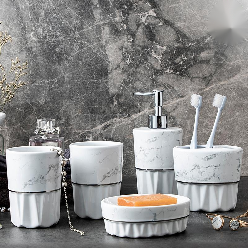 Simple White Ceramic Bathroom Set