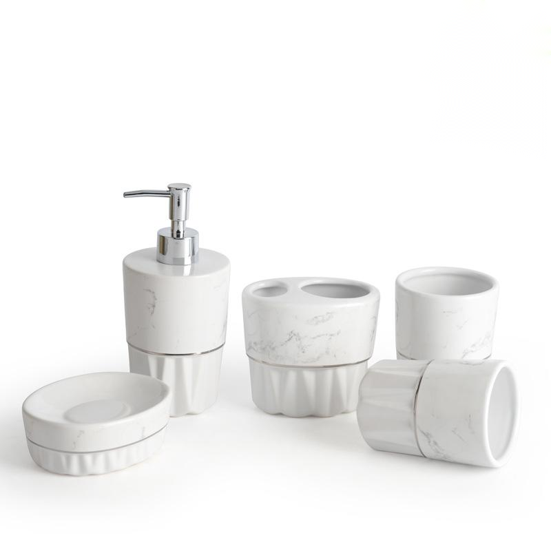 Simple White Ceramic Bathroom Set